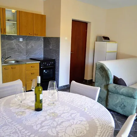 In Mit Privatem Parkplatz By Interhome Apartamento *